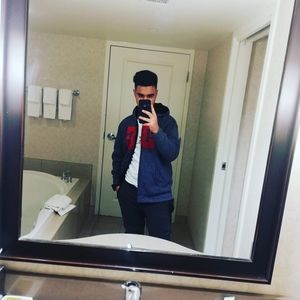 Meet your Posher, Jonny